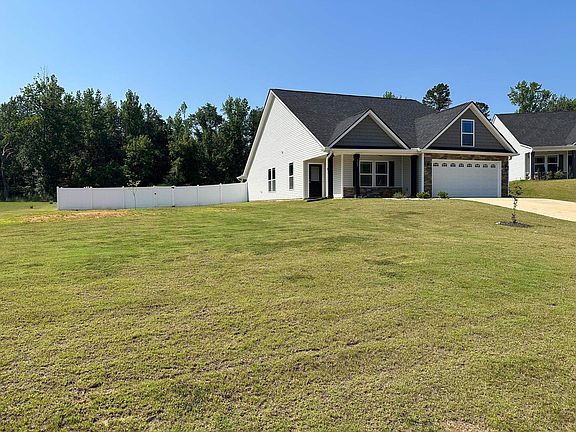 4th image of 563 Fairlead Ln