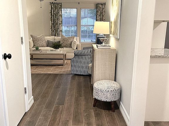 3rd image of 3750 Empire Row