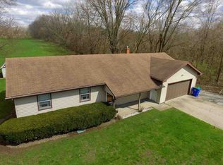 13914 Schwartz Rd, Grabill, IN 46741