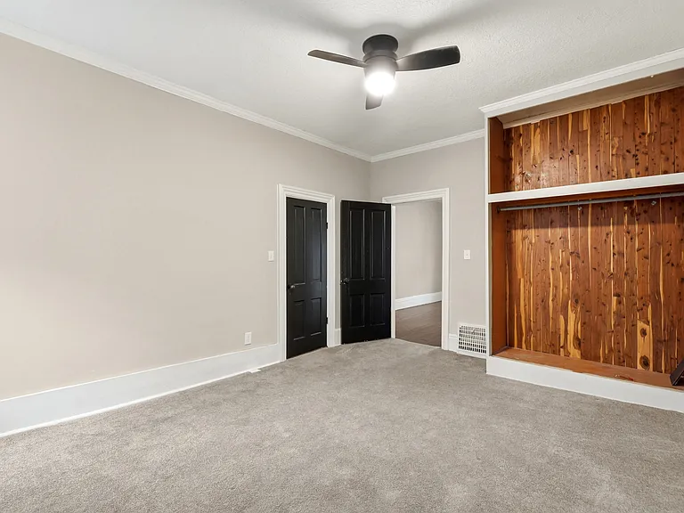 334 W 9th St #1 — Photo 10