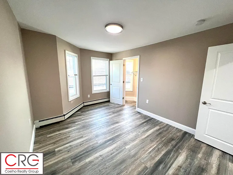 14 Vermont Ave #3 — Photo 23