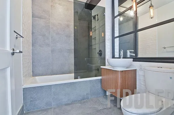 Rented by Fiddler Realty | media 40