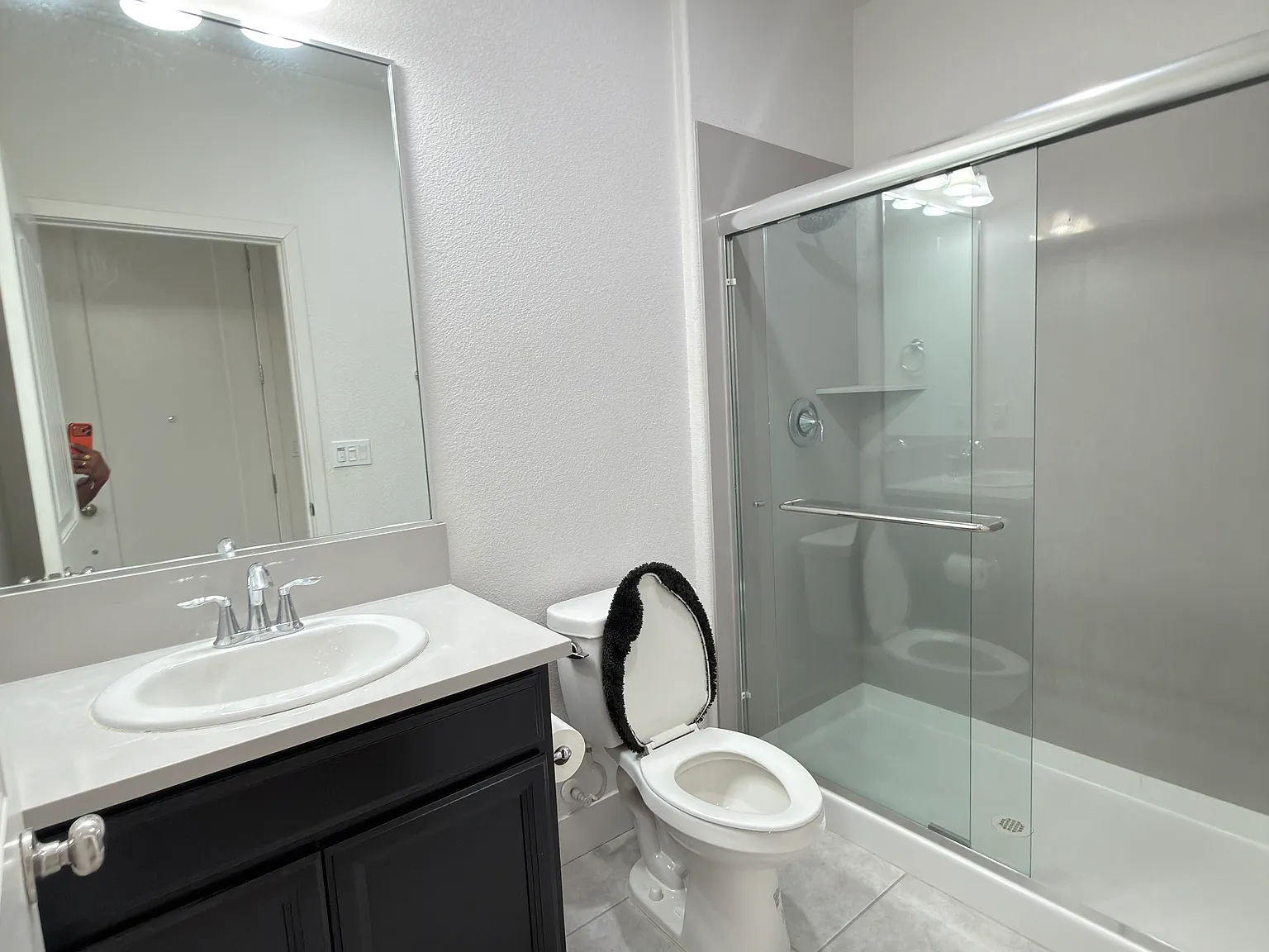 Studio, 350 sqft, $1,600 — Photo 3