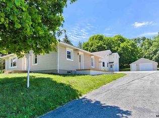 1140 Delta Rd, Red Lion, PA 17356