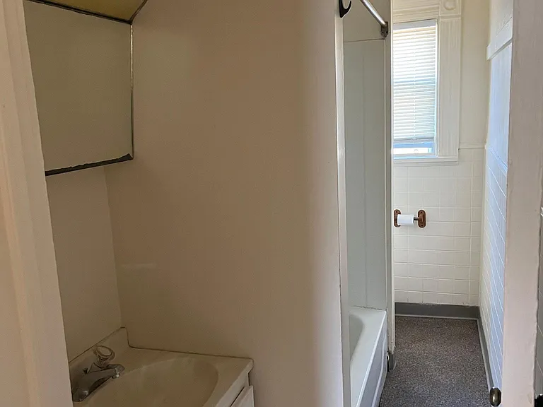 826 Park St — Photo 7
