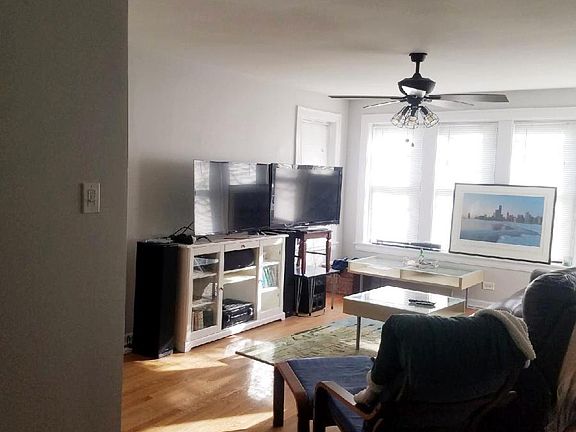 5th image of 4016 N Sawyer Ave