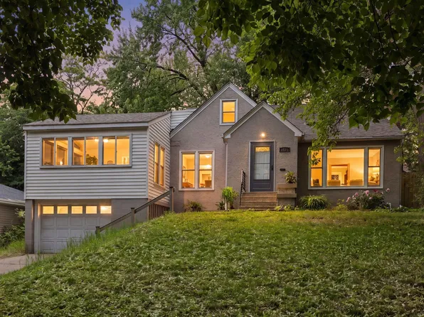 1233 Maywood St, Saint Paul, MN 55117