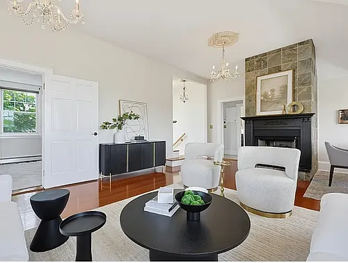51 Sawyer Ave #4 Photo 1 51 Sawyer Ave #4 Photo 1