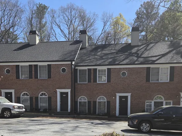 4346 Redgate Rd, Norcross, GA 30093