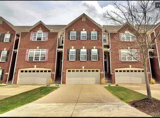 673 Cherry Orchard Rd #135, Canton, MI 48188