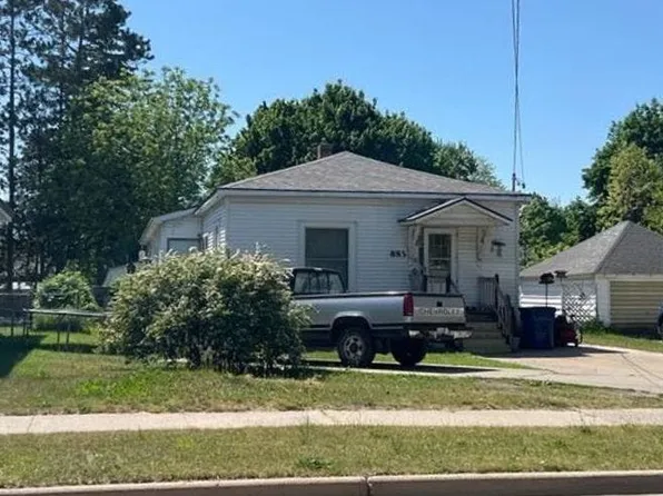 883 Farrar St, Cadillac, MI 49601