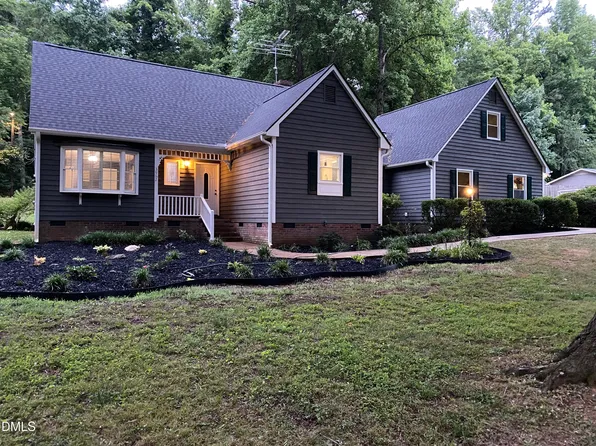 3962 Kimesville Rd, Burlington, NC 27215