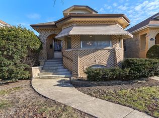 2945 N Neva Ave, Chicago, IL