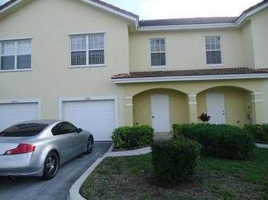 1st image of 1281 NW 27th Ave