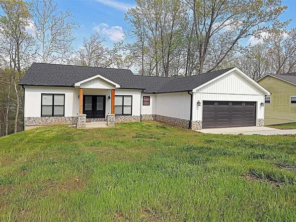 1433 Bella Vista Dr, Jackson, MO 63755