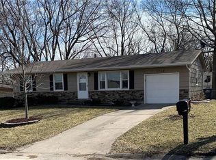 1710 Lexington Rd, Pleasant Hill, MO 64080