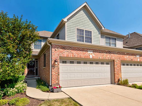 2nd image of 720 Kingsbrook Gln
