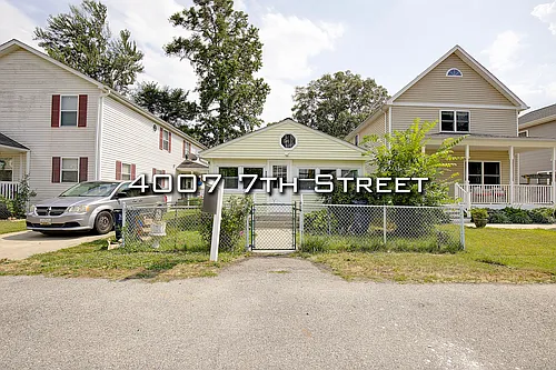 4007 7th St Photo 1