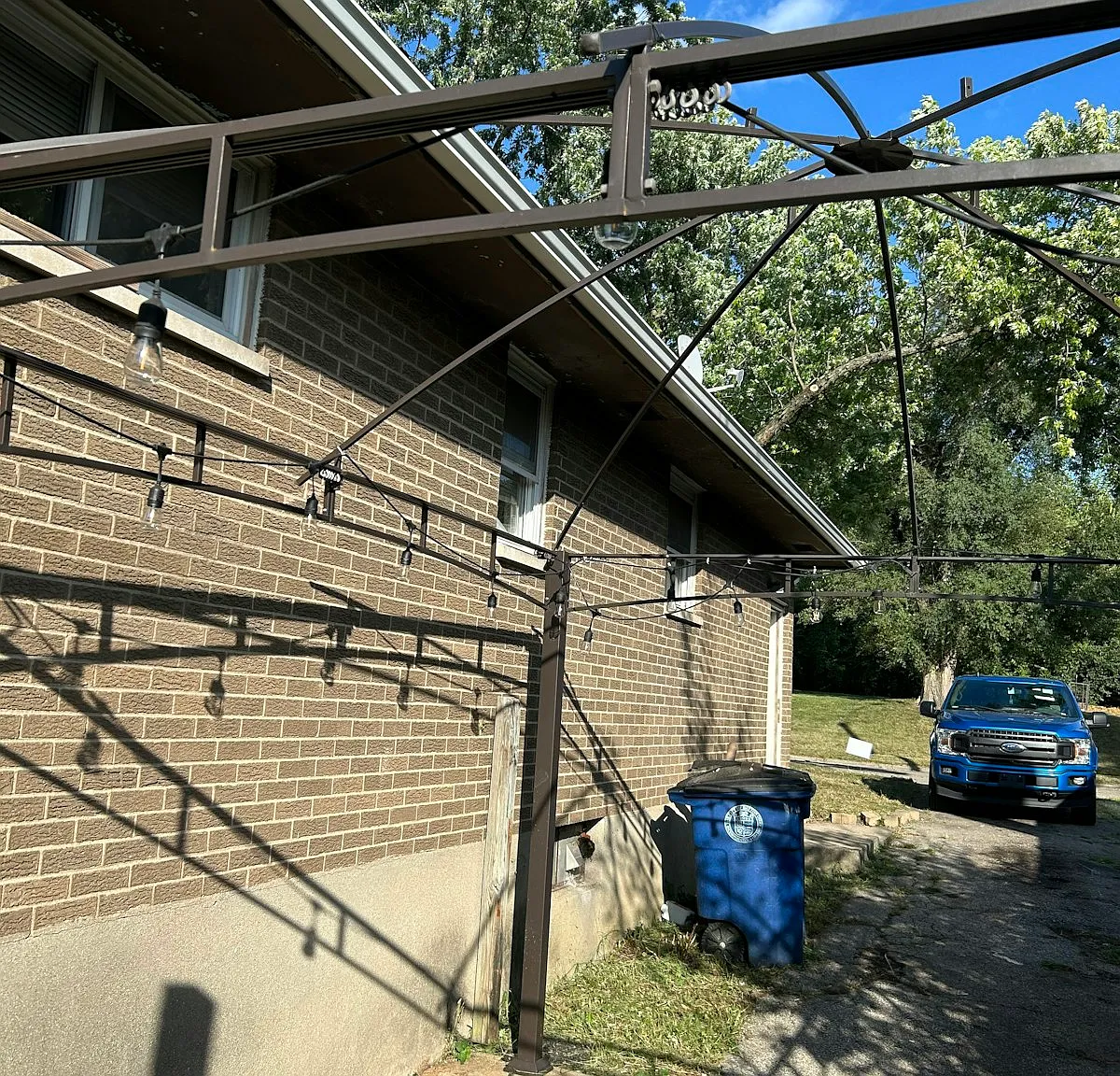 313 North Wright Avenue — Photo 3