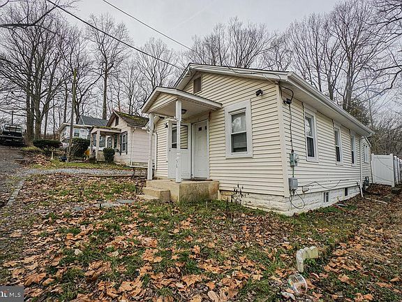 2nd image of 56 Beech Ave