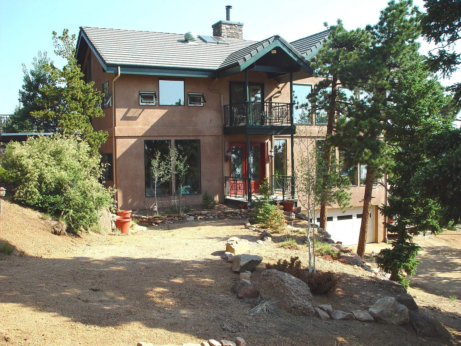 1405 Forest Rd — Photo 1