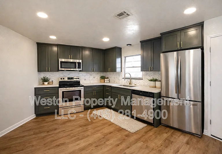 3229 SE 24th St — Photo 5