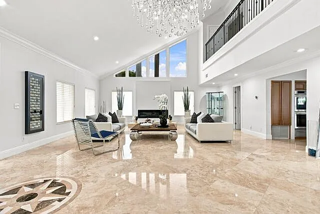 4 bed, 6.0 bath, 5068 sqft, $7,500 — Photo 1