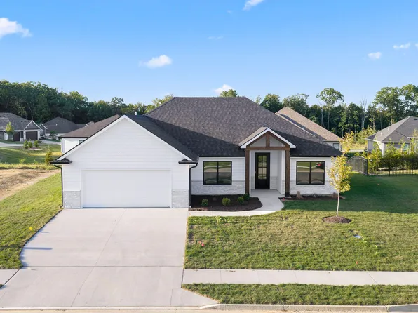 4405 Royal County Rd, Columbia, MO 65201