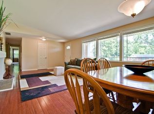 1452 Ridgedale Rd, South Bend, IN 46614