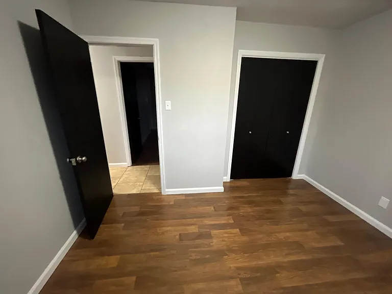 9405 Enid St — Photo 33