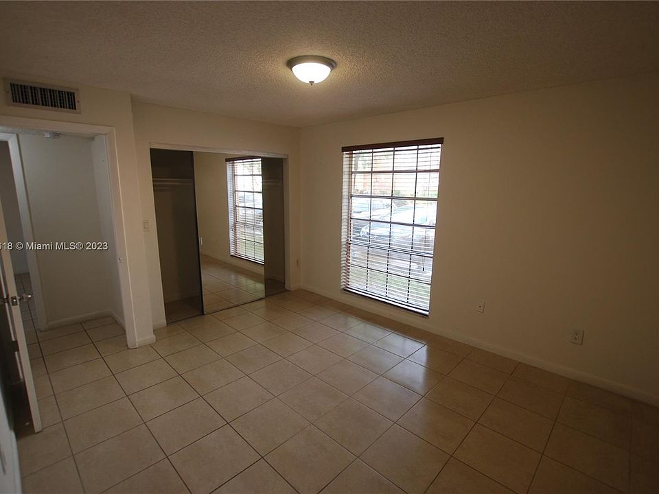 1st image of 7115 Miami Lakes Dr APT N27