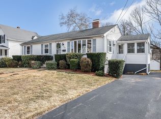 49 Oak St, Wakefield, MA 01880