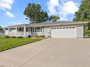 3610 Palm Springs Dr, Lorain, OH 44053