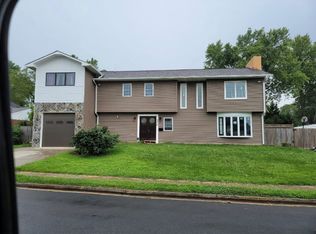 7708 Appomattox Ave, Manassas, VA 20111