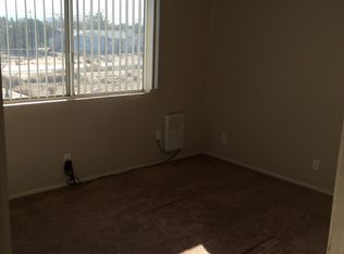 16000 Orange St APT 2, Hesperia, CA 92345