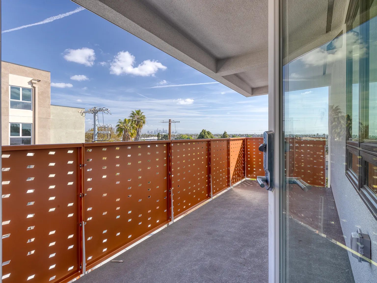 5300 Crenshaw Blvd — Photo 3