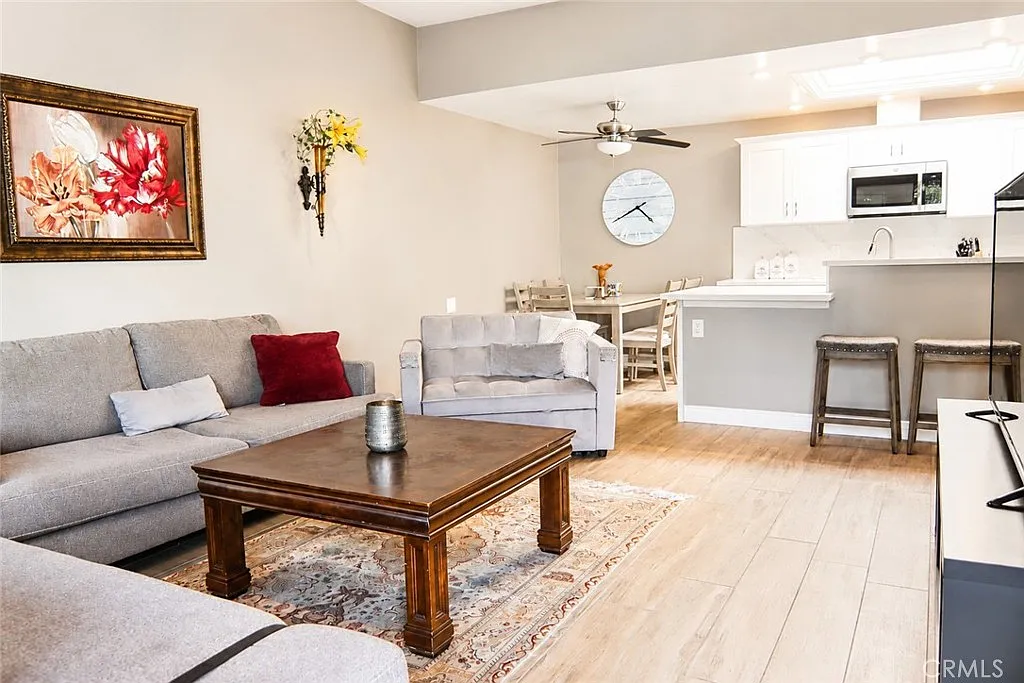 1 bed, 679 sqft, $2,885 — Photo 1