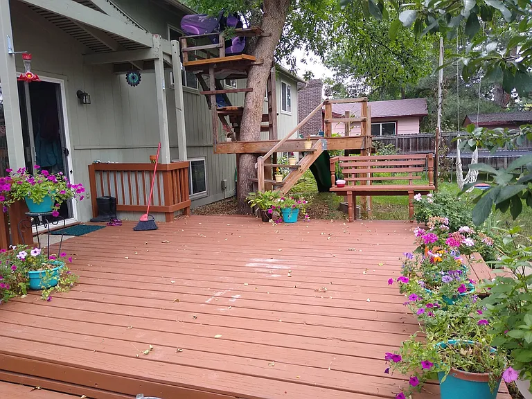 813 Winchester Dr — Photo 15