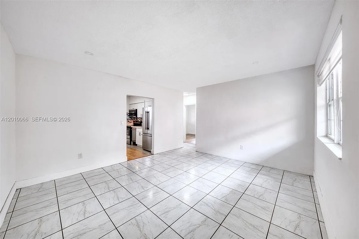 Building Photo - 1535 NW 53rd St #1535