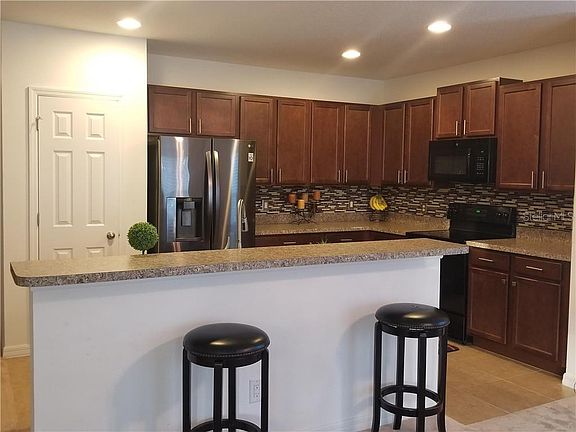 5th image of 2454 Addison Creek Dr