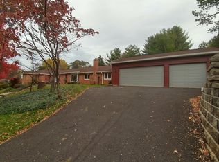 136 Roszel Rd, Winchester, VA 22601