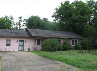 978 Legion Dr, Greenville, MS 38703