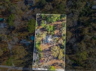 185 McMahan Dr, Crawfordville, FL 32327