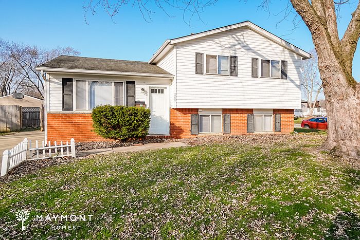 1st image of 2755 Glenbriar St