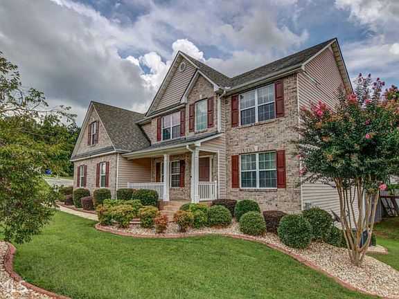 3rd image of 1523 Riverbrooke Way NE