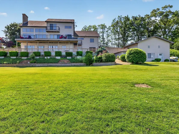 67208 Stubey Rd, Sturgis, MI 49091