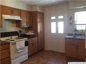 2nd image of 87D Dorchester Dr