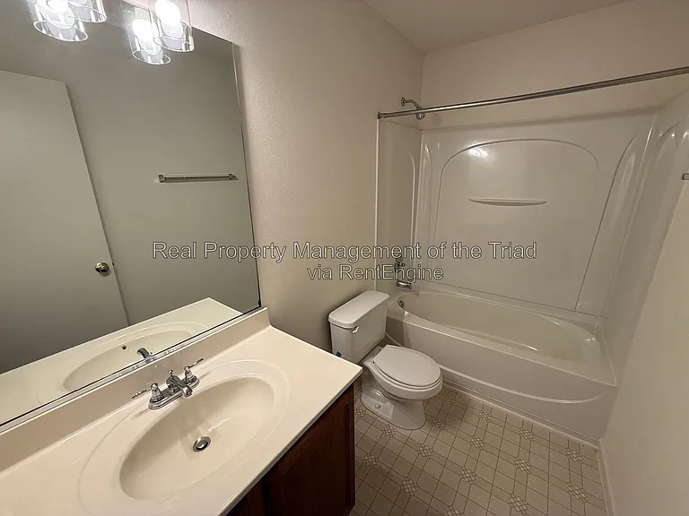 809 Topsail Dr — Photo 13