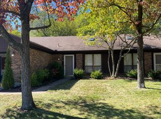 8719 Shadycreek Dr, Centerville, OH 45458