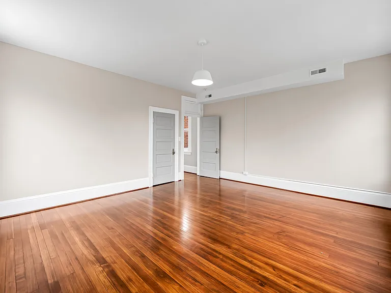 1202 Bolton St #3 — Photo 11